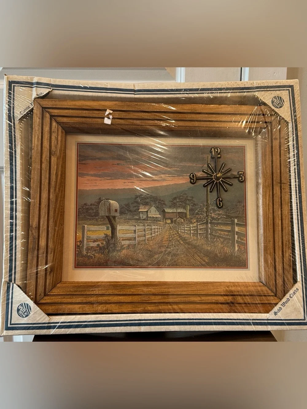 Vintage Classic Decor Inc Wooden Farmhouse Wall Clock Picture Frame